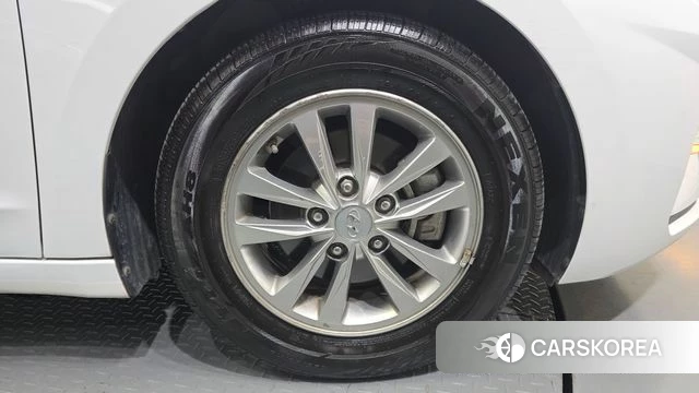 Hyundai The New Avante AD id 4865288 из Кореи 13