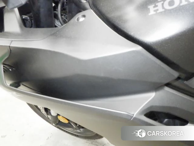 Проданный Honda CBR400R id 4184644 из Японии, фото 13