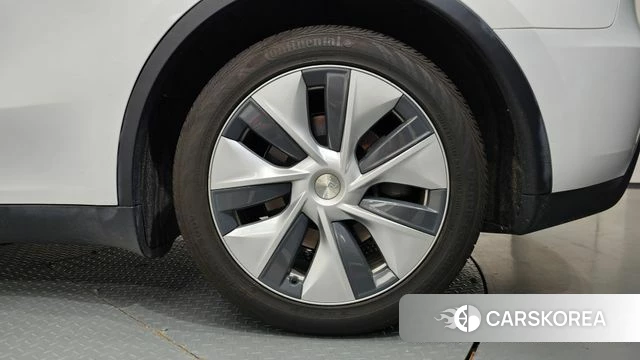 Tesla Model Y id 4711020 из Кореи 13