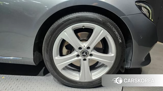Mercedes-Benz E-Class W213 id 4520959 из Кореи 13