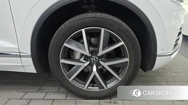 Volkswagen Touareg 3rd generation id 4474879 из Кореи 13