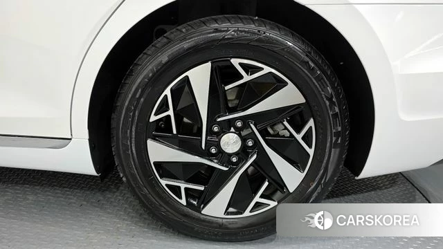 Hyundai The New Grandeur IG Hybrid id 4337834 из Кореи 13