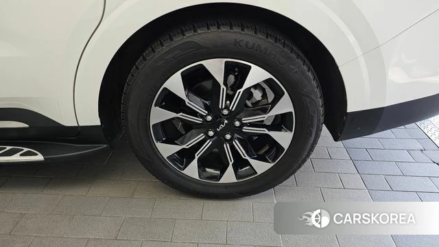 Kia Carnival 4th generation id 4443798 из Кореи 13
