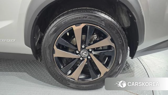 Lexus NX300h id 4703403 из Кореи 13