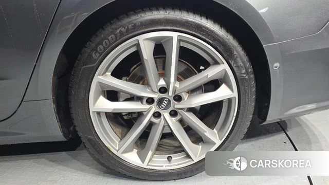 Audi A7 (4K) id 4609817 из Кореи 13