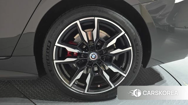 BMW i4 id 4329566 из Кореи 13