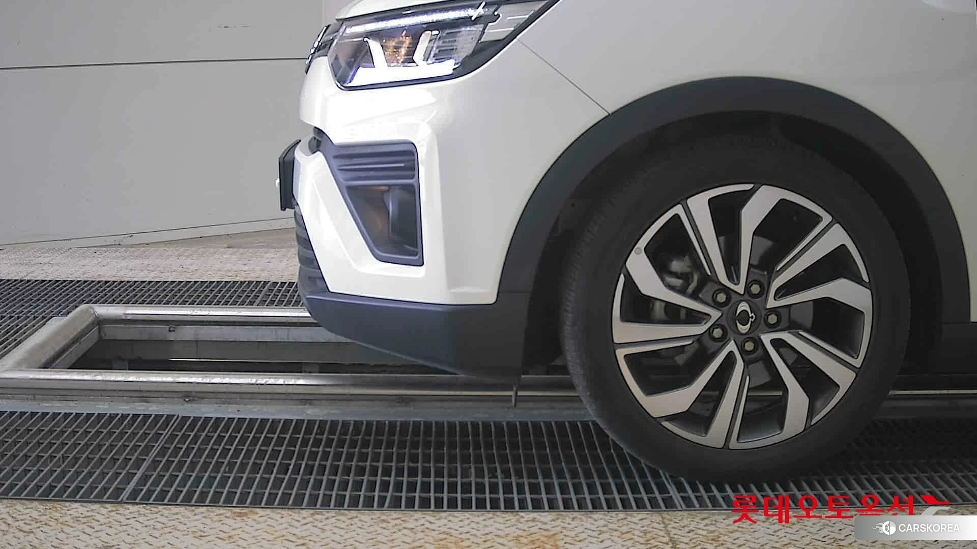 SsangYong Tivoli id 4289661 из Кореи 13