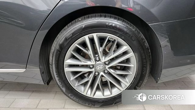 Hyundai Grandeur IG id 4339229 из Кореи 13