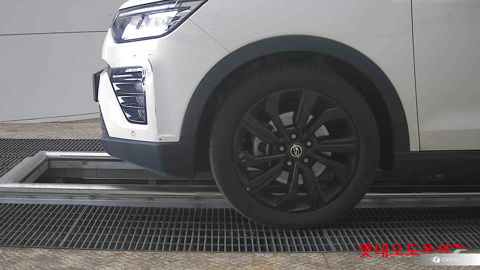 SsangYong Tivoli id 3869464 из Кореи 13