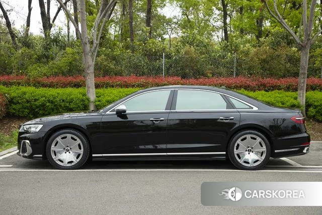 Audi A8 id 4259667 из Китая 13