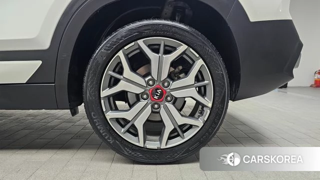 Kia Seltos id 4435197 из Кореи 13