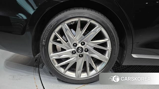 Hyundai The New Grandeur IG id 4759478 из Кореи 13