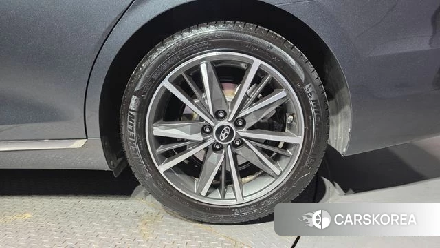 Hyundai The New Grandeur IG id 4409308 из Кореи 13