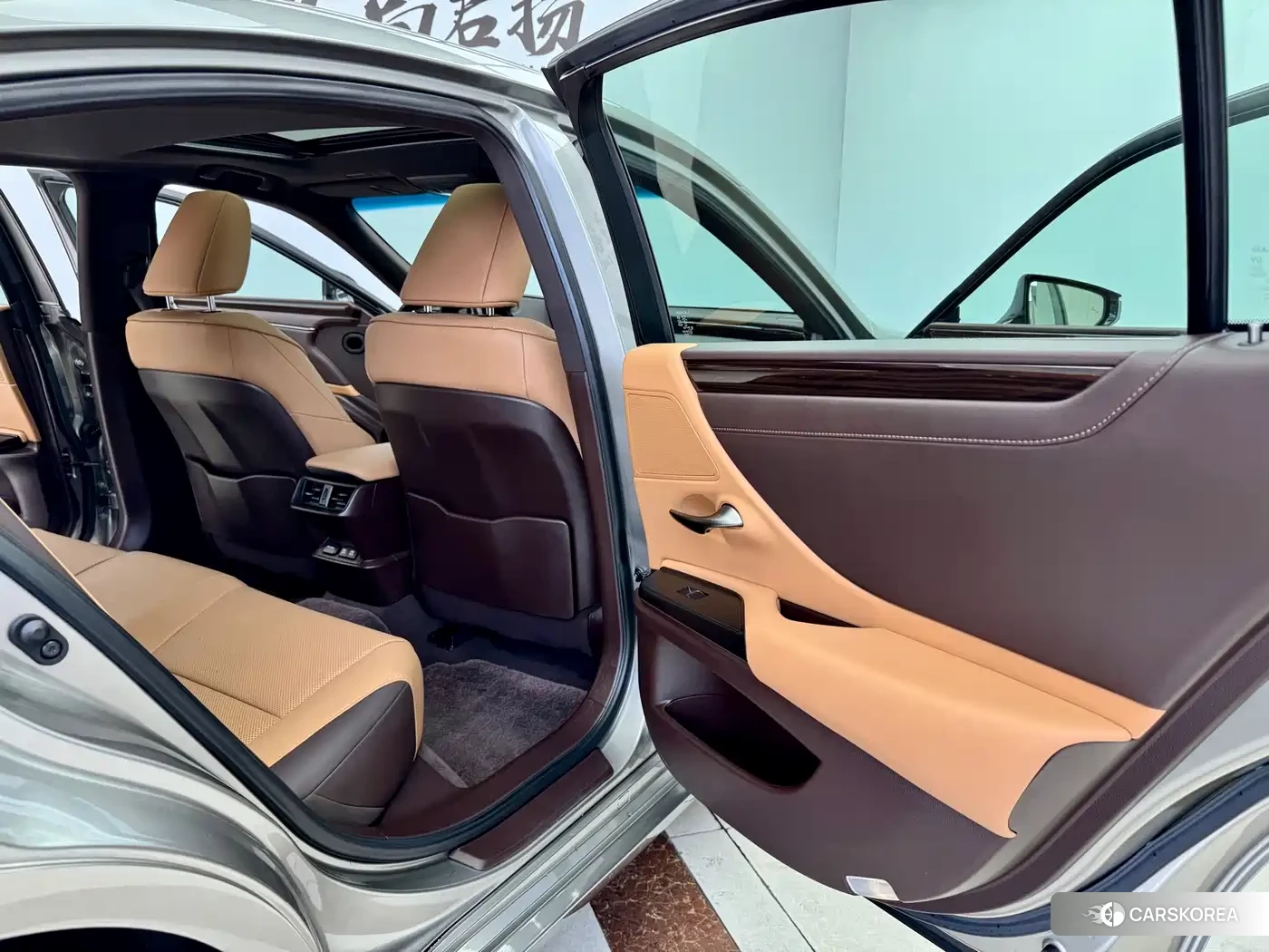 Lexus ES id 4514124 из Китая 13