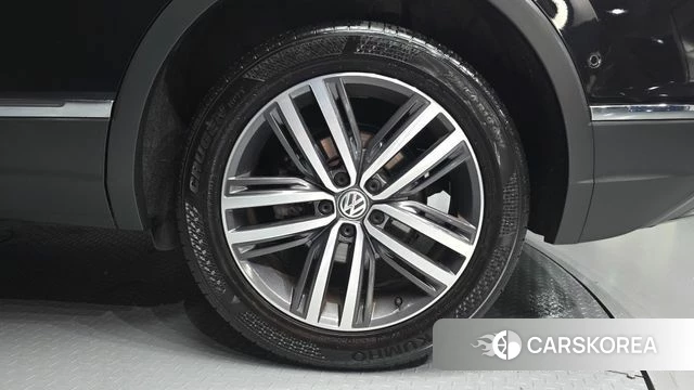 Volkswagen Tiguan Allspace id 4423858 из Кореи 13