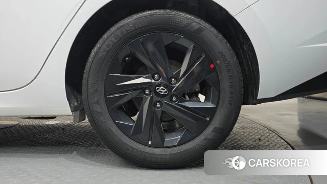 Hyundai Avante Hybrid (CN7) id 4905292 из Кореи 13