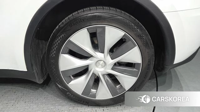 Tesla Model Y id 4442553 из Кореи 13