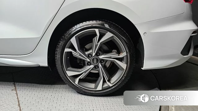 Audi A3 (8Y) id 4200942 из Кореи 13