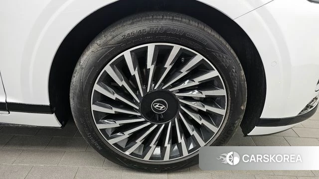 Hyundai Grandeur Hybrid (GN7) id 4400397 из Кореи 13