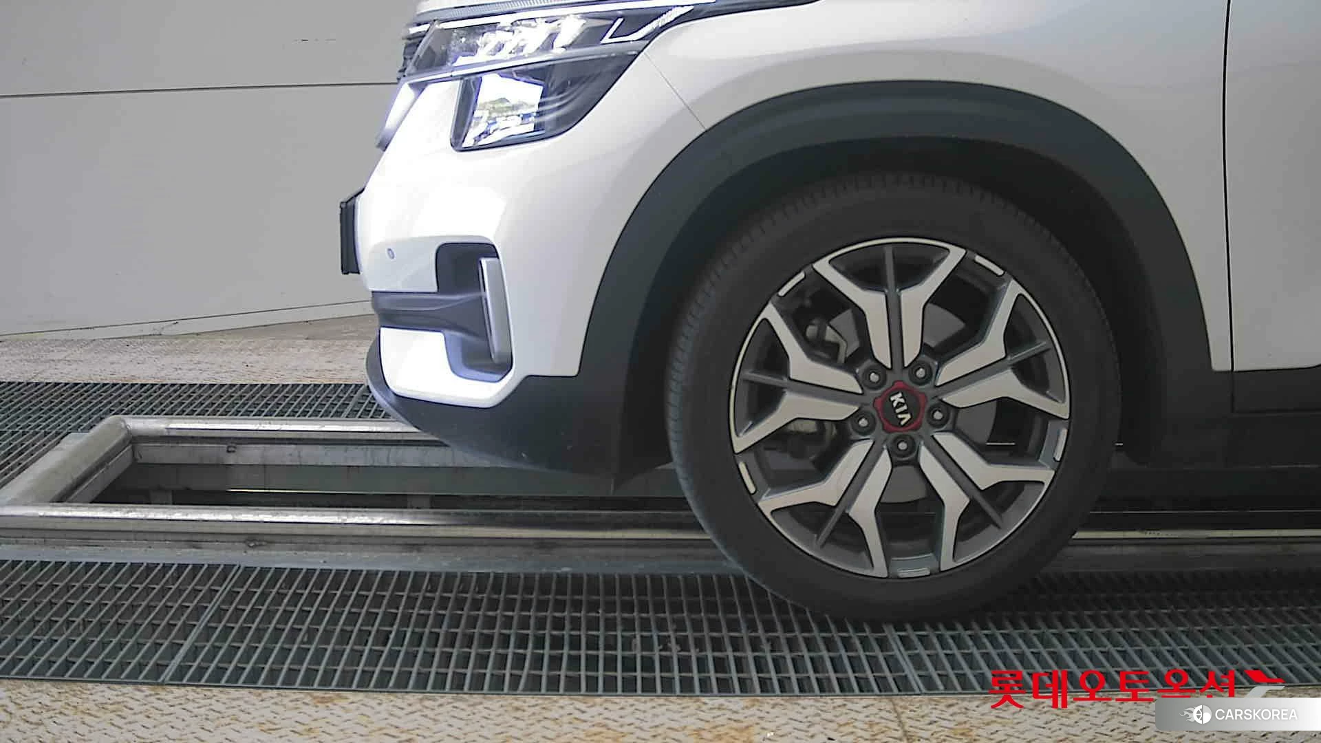 Kia Seltos id 4296900 из Кореи 13
