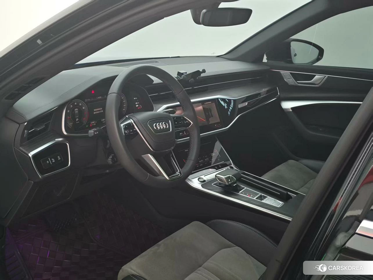 Audi A6L id 4510372 из Китая 13