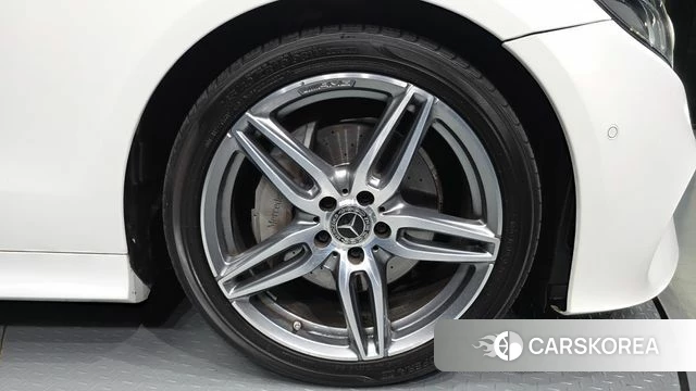 Mercedes-Benz E-Class W213 id 4530093 из Кореи 13