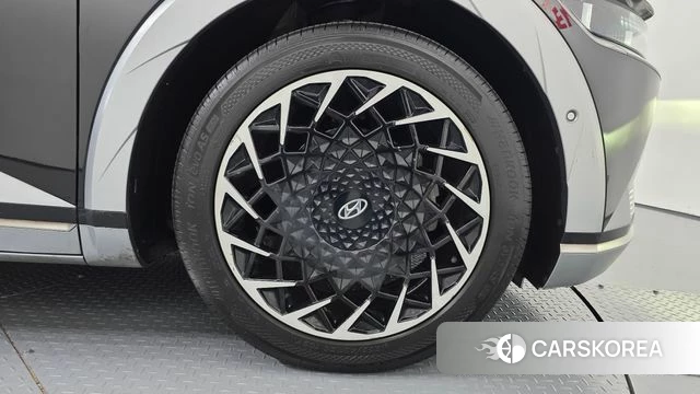 Hyundai Ionic 5 id 4224298 из Кореи 13