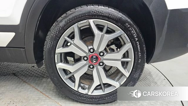 Kia Seltos id 4284976 из Кореи 13