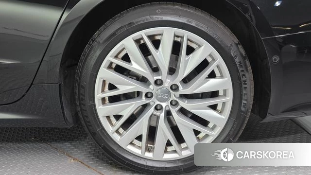 Audi A7 (4K) id 4872607 из Кореи 13