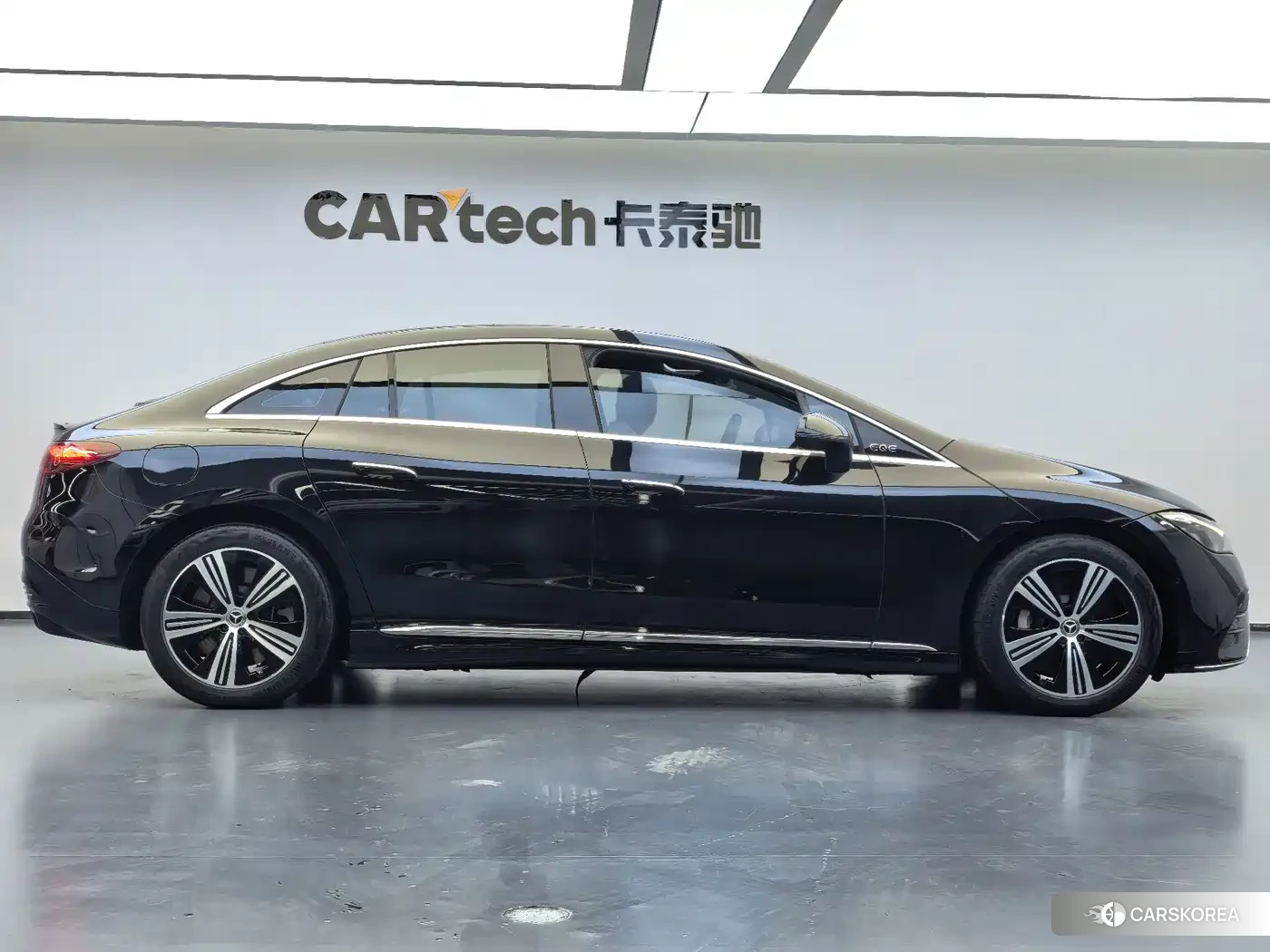 Mercedes-Benz EQE id 4679445 из Китая 13