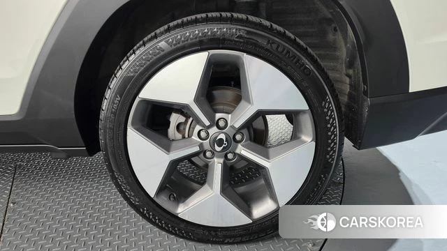 Ssangyong Torres EVX id 4783238 из Кореи 13