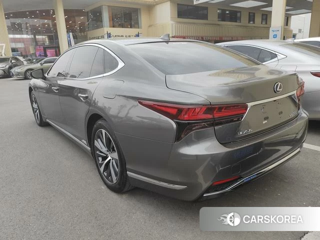 Lexus LS id 4261867 из Китая 13