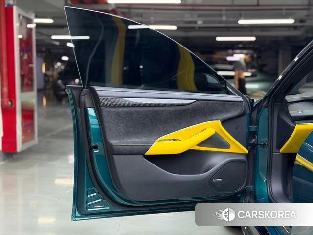 Xiaomi Car Xiaomi SU7 Ultra id 4190396 из Китая 13