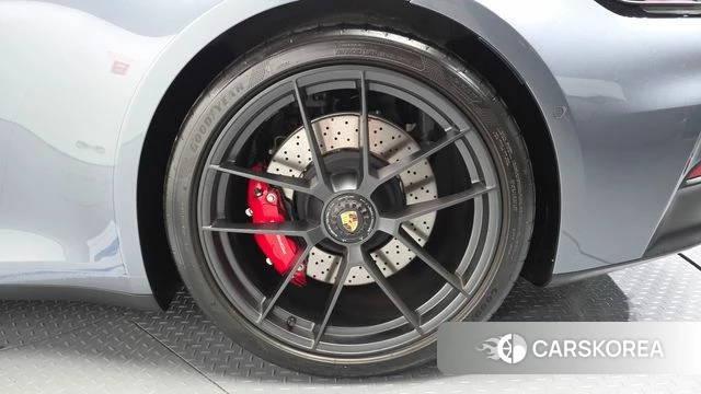 Porsche 911(992) id 4479936 из Кореи 13