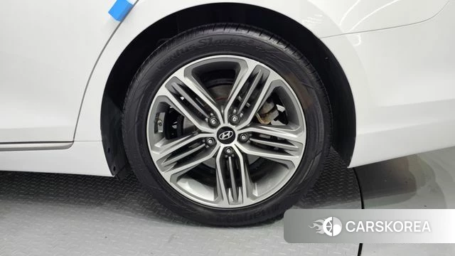 Hyundai Grandeur IG id 4684128 из Кореи 13