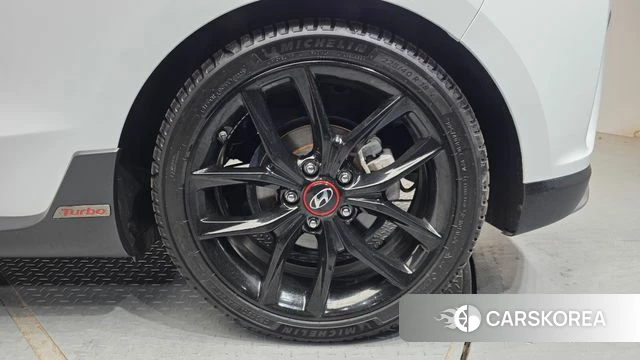 Hyundai Veloster (JS) id 4268967 из Кореи 13