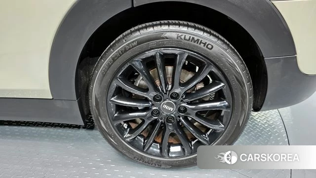 Mini Cooper Clubman id 4331359 из Кореи 13