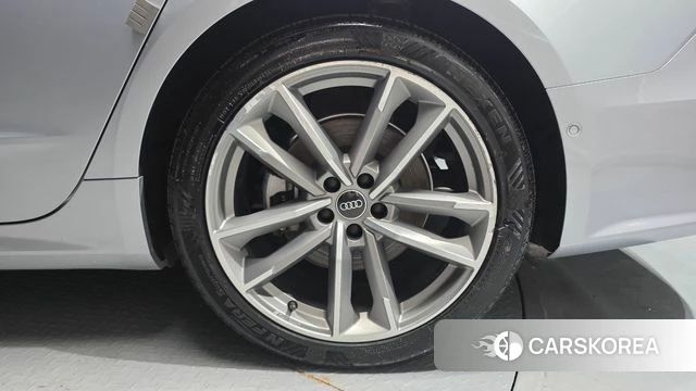 Audi A7 (4K) id 4683317 из Кореи 13