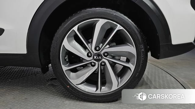 Kia Niro id 4351370 из Кореи 13