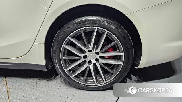 Maserati Ghibli id 4605394 из Кореи 13
