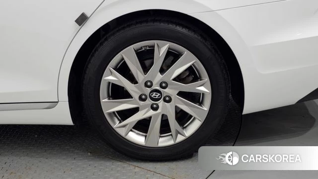 Hyundai The New Grandeur IG Hybrid id 4429419 из Кореи 13
