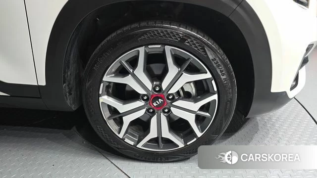 Kia Seltos id 4362058 из Кореи 13