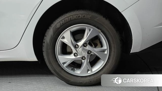 Hyundai Avante (CN7) id 4922806 из Кореи 13