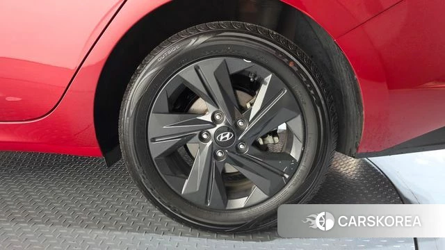 Hyundai Avante (CN7) id 4343632 из Кореи 13