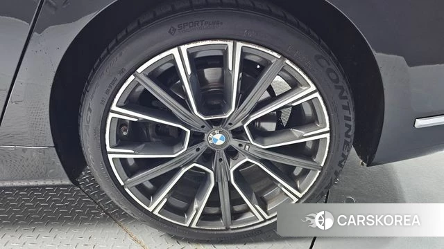 BMW 7 Series (G11) id 4849393 из Кореи 13