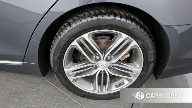 Hyundai Grandeur IG id 4225696 из Кореи 13