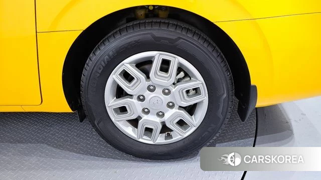 Hyundai Staria id 4280341 из Кореи 13