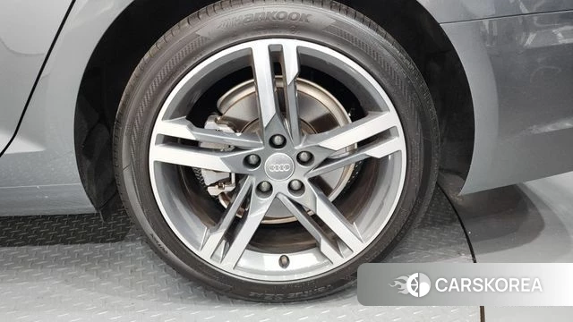 Audi A4 (B9) id 4310474 из Кореи 13