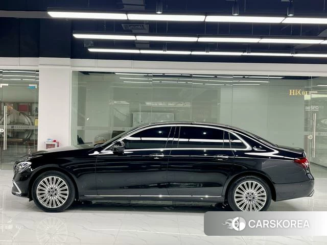 Mercedes-Benz E-class id 4279356 из Китая 13