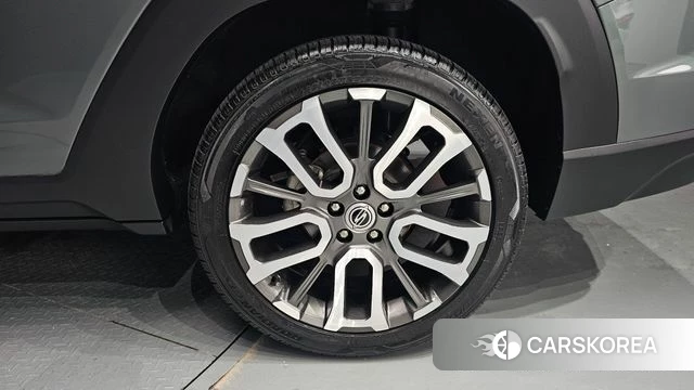 Ssangyong Torres id 4623890 из Кореи 13